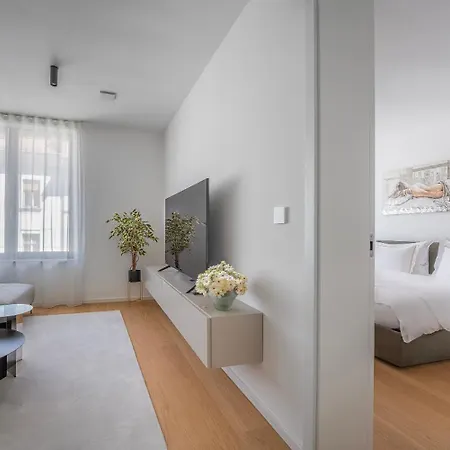 Dalmatinka Marble Residence, Serviced By City Apartment *