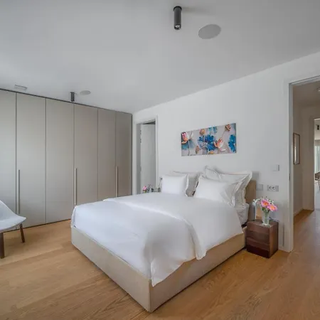 Dalmatinka Marble Residence, Serviced By City * Lubiana