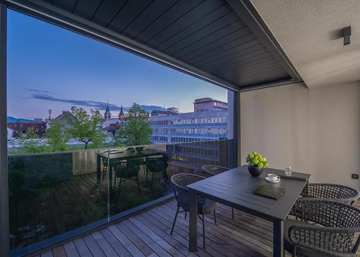 Dalmatinka Marble Residence, Serviced By City